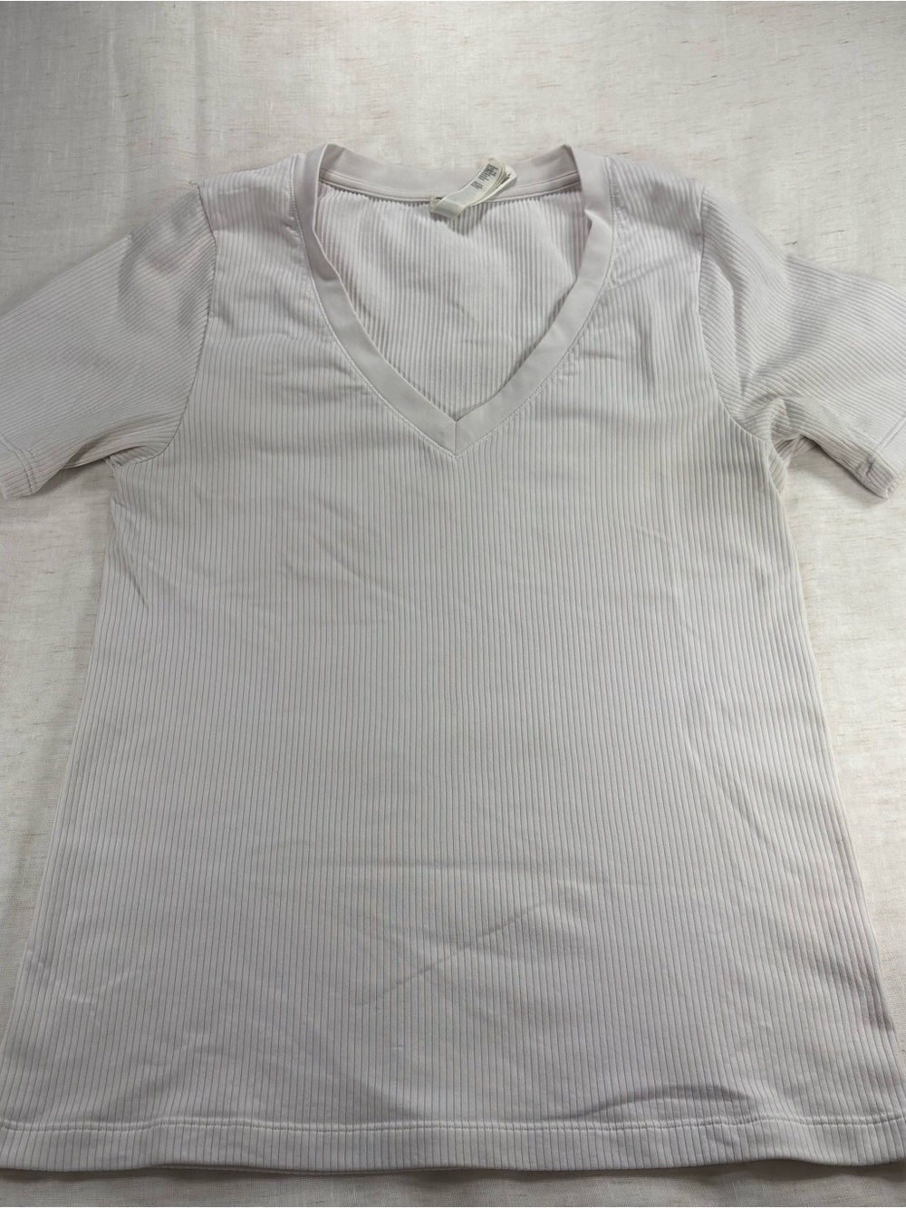 Athleta Ribbed V‑Neck Short Sleeve Shirt - White